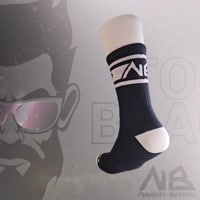 Top Black Crew Sock